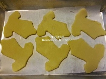 step6: 預熱焗爐10分鐘，以170度焗13分鐘至熟。