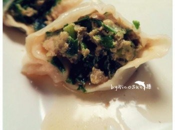 step8: 灌滿高湯的水餃.吃起來超飽嘴.非常滿足