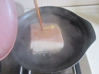 step3: 一直煮到用筷子很容易的插入進去後關火；