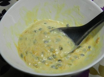 step2: 百香果與桂冠沙拉的比是1比1