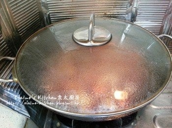 step7: 用中火煮滾後轉慢火炆1小時