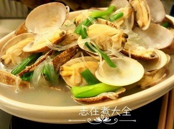 step5: 最後下蔥段及胡椒粉即成