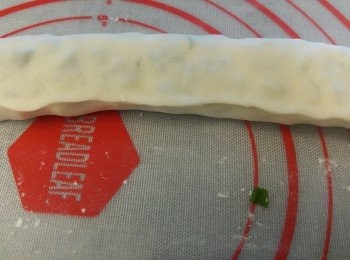 step6: 收邊滾圓。