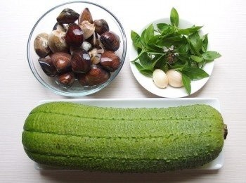 step1: 準備所有材料,蛤蜊去沙備用