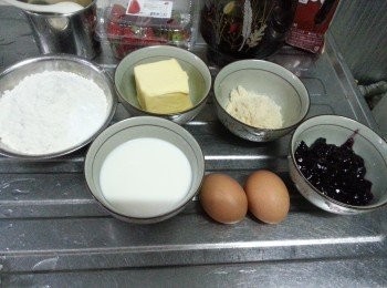 step1: 雞蛋室溫解凍，牛油室溫放軟