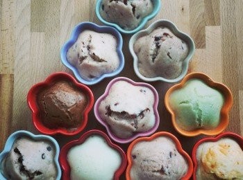 step3: 倒入牛奶粉漿並拌勻。
隔水蒸至全熟即可。