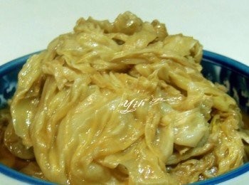 step4: 高麗菜乾洗淨煮熟取適量切絲或切丁