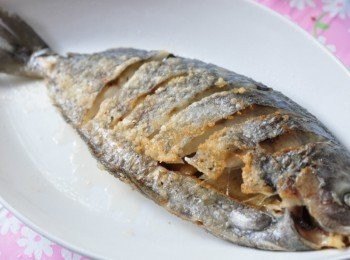 step3: 放入油鍋煎的兩面香酥即可起鍋