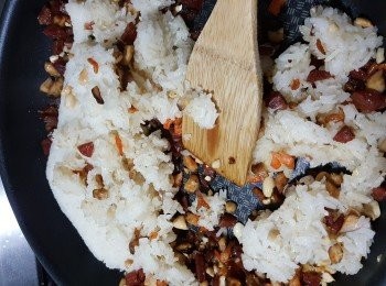 step10: 將糯米飯加入拌勻