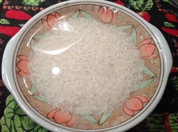 step1: 洗米後用冷水浸泡半小時。