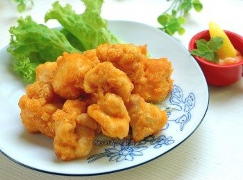 step4: 起鍋後灑上胡椒鹽,或搭配美乃滋,檸檬片一起食用,非常好吃喔!