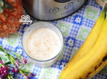 step5: 灑上少許的白芝麻，輕輕鬆鬆的為家人端上一杯健康的飲品補充營養!