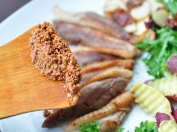 step8: 淋至鴨胸肉上