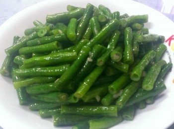 step2: 還在冒煙耶~真的很翠綠唷~好看又好吃喔 ^^