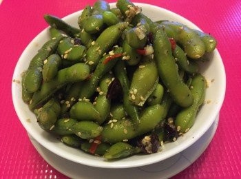 step6: 食之時再加埋白芝麻，麻油拌勻,完成食得喇^0^