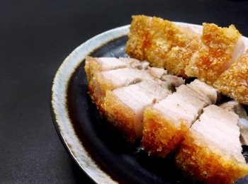 step12: 完成後, 拎出燒肉, 最少待半小時稍涼後才好斬, 以防肉汁流出.