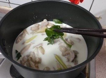 step6: 把檸檬葉棄掉