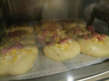 step7: 預熱烤箱1分鐘.利用烤箱的餘溫來二次發酵約30分