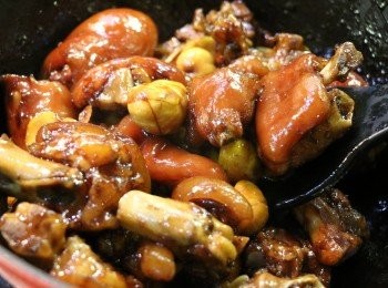 step7: 煮至豬手肉質軟腍後，即可大火炒至收汁。