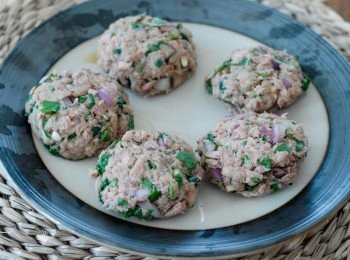 step3: 拿出小份，壓一壓