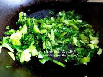 step10: 蓋上蓋用慢火煮3分鐘至微軟