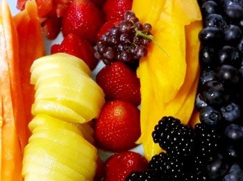 step1: 水果切片、切條！