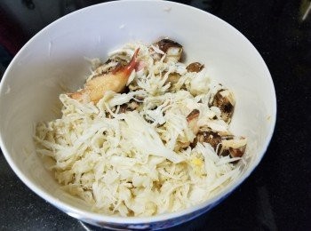 step2: 將蟹肉拆出