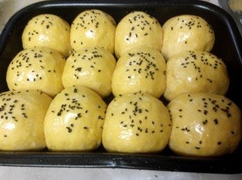 step4: 預熱烤箱180度，烤20分鐘至熟。(自家烤箱溫度請自調整，只供參考)