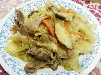 step7: 我先撒上一點蒜粒~