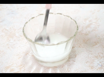 step4: 做法（<span class="group_2">紅豆糖水</span>）：
混合生粉和水，備用。