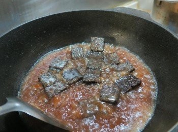 step3: 滷製收汁濃稠狀即完成