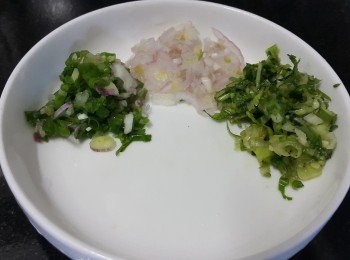 step6: 乾蔥，芫茜，蔥