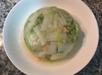 step5: 用盤子倒蓋在碗上，雙手將碗和盤子翻正，輕輕移開碗。