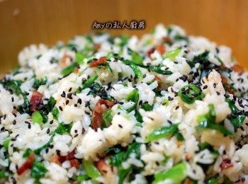 step8: 撒上適量的黑芝麻粒。