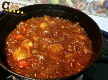 step5: 加紅酒, 水, 大火煮15分鐘, 熄火焗15分鐘
重覆但轉中火煮15分鐘, 熄火焗15分鐘就食得喇