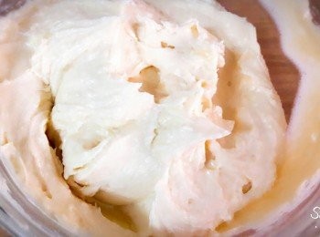 step6: 麵糰拌好後分成二份