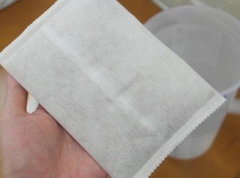 step2: 非常方便又很貼心愛玉子~~ 已經裝好在白色小包包裡囉^^b