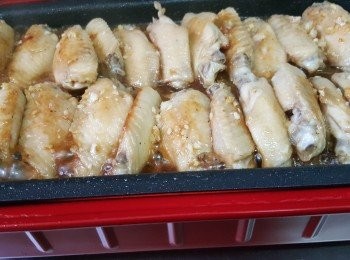 step9: 將<span class="group_3">調味料</span>倒入兜勻，關蓋煮3分鐘，打開蓋煮至汁稠