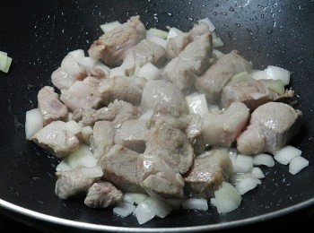 step5: 下洋蔥快炒