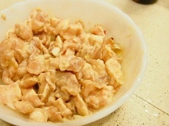 step3: 醃最少15分鐘。