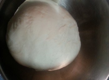 step9: 蓋上濕布讓麵糰休息約15分鐘