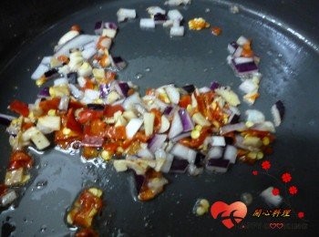 step8: 油倒出後爆香[<span class="group_3">香料</span> ]