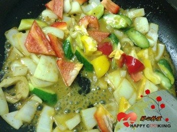 step7: 與其它配菜翻炒一會