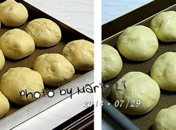 step6: 我一共做了六顆《鮪魚玉米小餐包》
還有六顆《蔓越莓起司小餐包》
做好之後的餐包抓出適當的間隔整齊地擺進烤盤中

噴點水讓它靜置約一個小時做最後發酵。