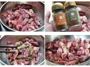 step2: 將一片片的安格拉斯無骨牛小排切成細條狀，再加入<span class="group_2">醃料</span>調味放置約20分鐘讓其入味