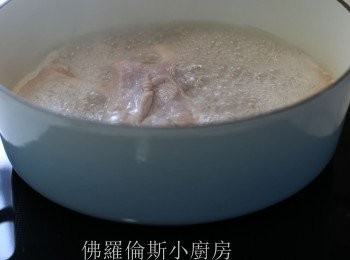 step2: <a href="https://bit.ly/3ANJVUp" target="_blank" data-keyword="豬展" class="guide-link"><strong>豬展</strong></a> <span style="display:inline-block;vertical-align:middle;margin-top:-3px;color:initial;border-radius:3px;padding:2px 3px;font-size:12px;line-height:14px;background:#87d300;color:#fff;">即買</span> 仔飛水洗淨備用