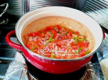 step5: 再加入煙肉炒至熟透