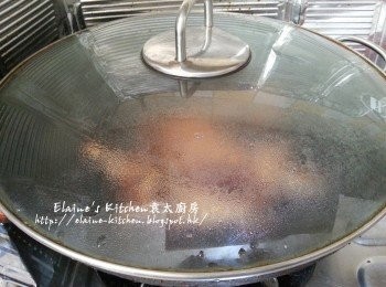 step4: 用中火煮滾後蓋上蓋轉慢火炆45分鐘