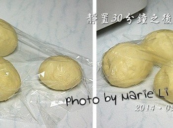 step2: 麵包機揉好的麵糰先將它取出排氣
再分成四份，三份等大、一份較小做麵包裝飾用

將分割成四份的麵糰揉成圓
蓋上濕布或保鮮膜靜置約 30 分鐘‧‧‧