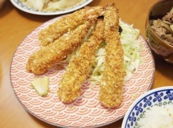 step6: 耶!!!! 又是一道我好愛的料理:) 日式炸蝦天婦羅耶!!!!